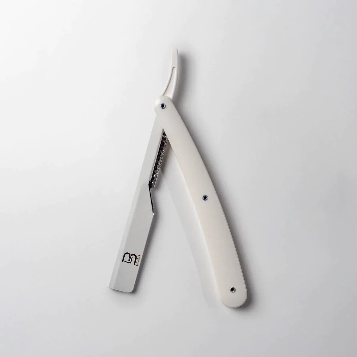 L3VEL3 Razor Holder — CLIPRONS