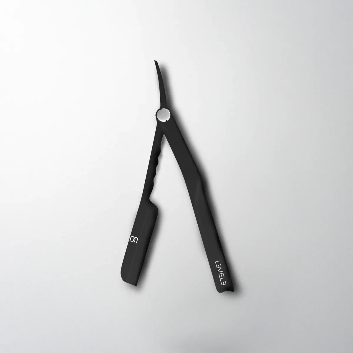 L3VEL3 Milly Clutch Razor Holder — CLIPRONS